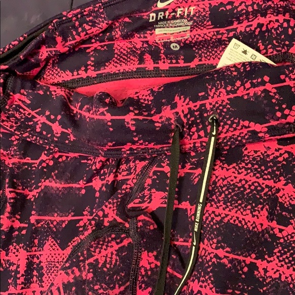 Nike running capris - Picture 4 of 6